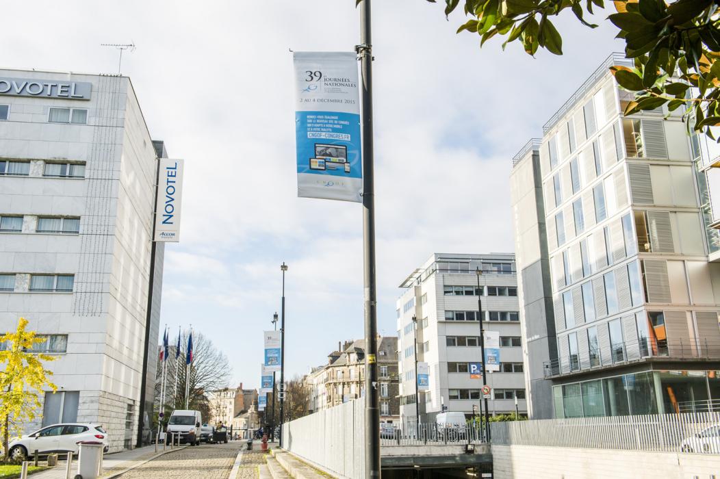 pavoisement devant cité congres nantes