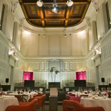 Salle de restaurant du Radisson Blu à Nantes