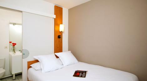 APPARTHOTEL NANTES LA BEAUJOIRE
