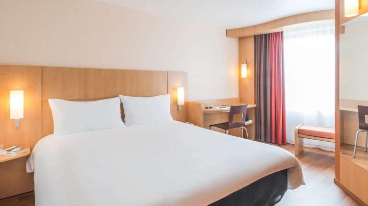 IBIS NANTES CENTRE TOUR BRETAGNE
