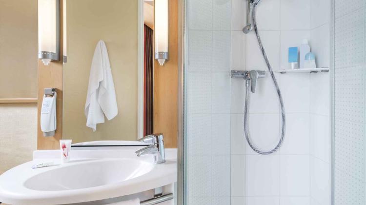 IBIS NANTES CENTRE TOUR BRETAGNE