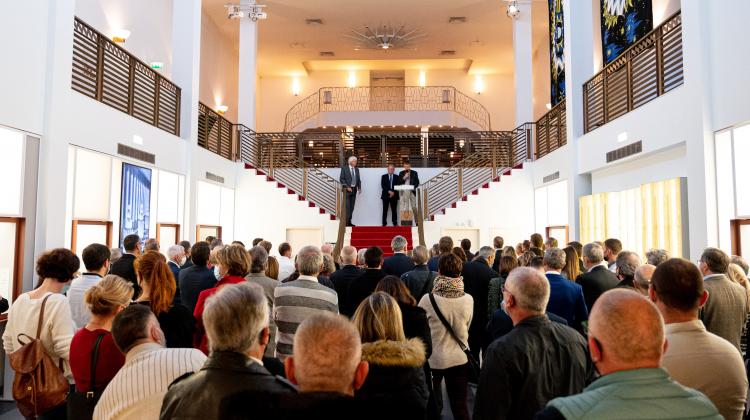 ESCAL'ATLANTIC - SAINT-NAZAIRE RENVERSANTE